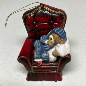 Wang’s International,Inc.1988 Napping Bear Christmas Ornament Vintage